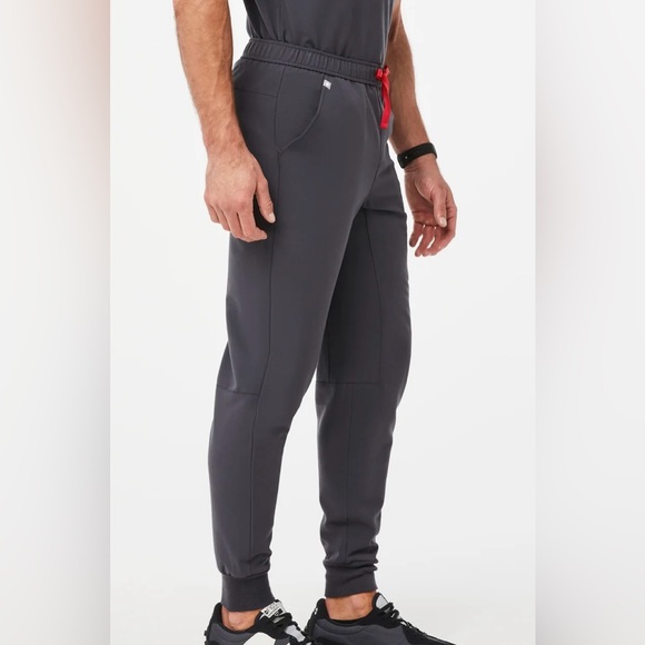 FIGS Tansen Jogger Scrub Pants in Charcoal! Size M, Like New! - Picture 7 of 12